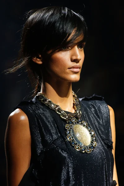 Look 120